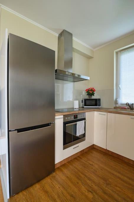 Abg House Ecser מראה חיצוני תמונה